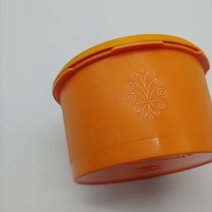 2pc VINTAGE Tupperware with lid orange medium